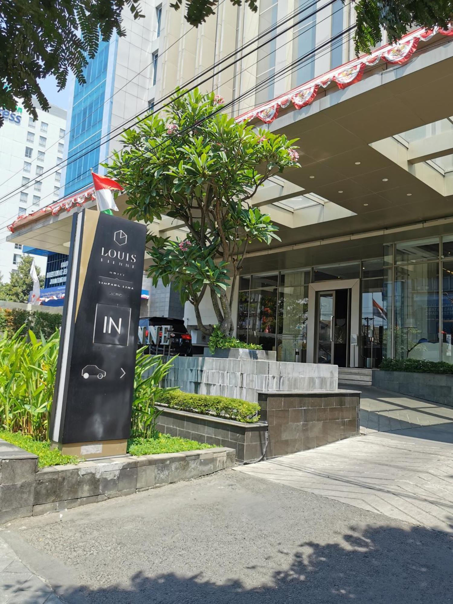 Warhol Residence Semarang Simpang Lima Экстерьер фото